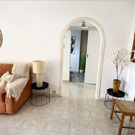 Apartment Relax And Calm In The Sea By Deihu Experiences