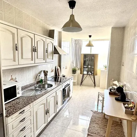 Relax And Calm In The Sea By Deihu Experiences Los Cristianos (Tenerife)